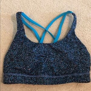 Lululemon sports bra
